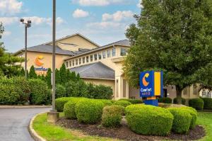 Comfort Suites Columbus, Columbus