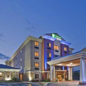 Holiday Inn Express Hotel & Suites Midwest City