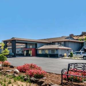 Hotels near Maryhill Winery - Comfort Inn Columbia Gorge