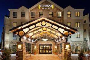 Staybridge Suites Dearborn, an IHG Hotel, Dearborn