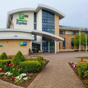 Holiday Inn Express Northampton - South