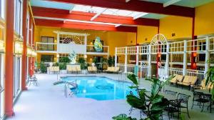 Ramada by Wyndham Bel-Aire Erie, Erie