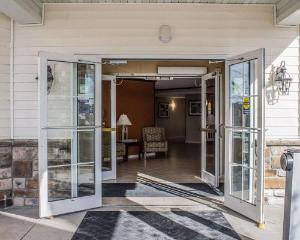 MainStay Suites Coralville, Coralville