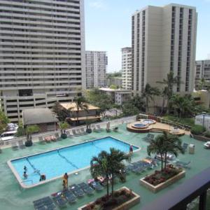 Waikiki Beach Marriott Resort Spa On Oahu Hawaii One Bedroom Apartment