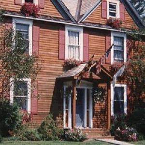 Hotels near Tanglewood Music Center - Chesapeake Inn of Lenox