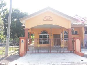 Noor Homestay Oren, Kangar