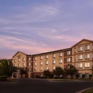 Mokena Hotels Deals At The 1 Hotel In Il Homewood Suites By Hilton Orland Park