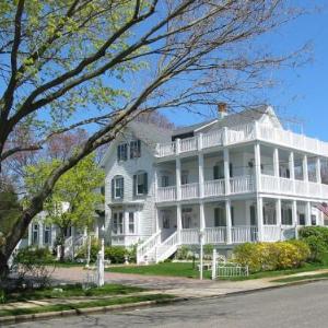 Manasquan Hotels Deals At The 1 Hotel In Nj White Lilac Inn
