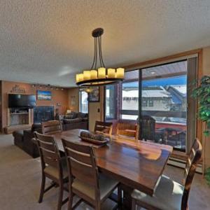 A11 Snowblaze Athletic Club Condo