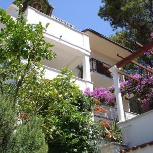 Apartments by the sea Trogir - 11895