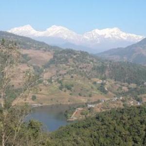 Begnas Coffee House & Hotel