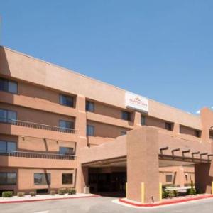 Hawthorn Suites by Wyndham Albuquerque