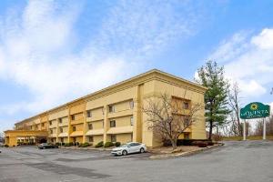La Quinta by Wyndham Harrisburg Airport Hershey, Harrisburg