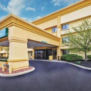 La Quinta Inn & Suites by Wyndham Toledo Perrysburg