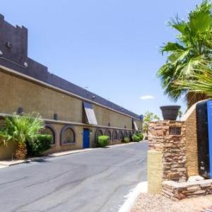 Hotels near Global Credit Union Arena - Motel 6 Glendale AZ