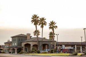 Best Western Plus A Wayfarer's Inn & Suites, Kingman