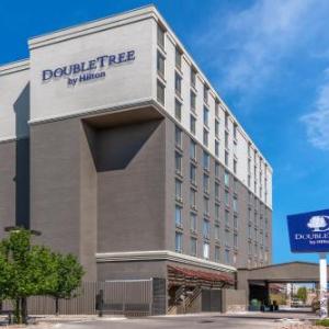 Skylark Lounge Denver Hotels - DoubleTree by Hilton Denver Cherry Creek