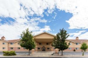 Days Inn by Wyndham Colorado Springs Airport, Colorado Springs