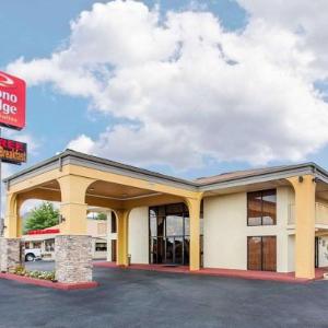 Econo Lodge Inn & Suites - Griffin