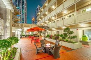 Inn at the Peachtrees, Ascend Hotel Collection, Atlanta