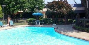 Ramada by Wyndham Gainesville, Gainesville