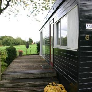 Nice chalet with gas fireplace in the Achterhoek