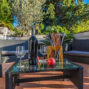 Rubin Kitchen&Wine Rooms