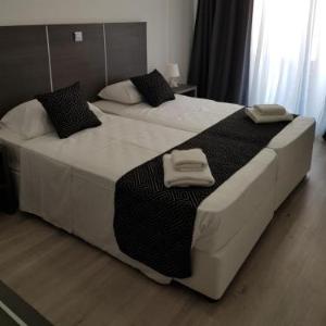 Les Palmiers Petrou Apartments