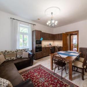 Historic Villa Apartments