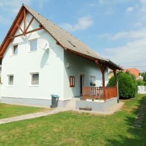 Holiday Home Balaton H2058