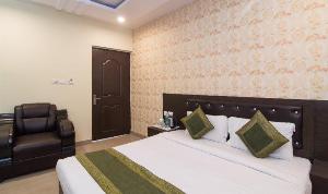 Treebo Trend Coral Tree DLF Phase 1, Gurgaon
