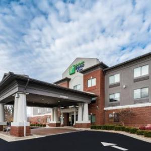 The Coves at Smith Mountain Lake Hotels - Holiday Inn Express & Suites Rocky Mount Smith Mountain Lake