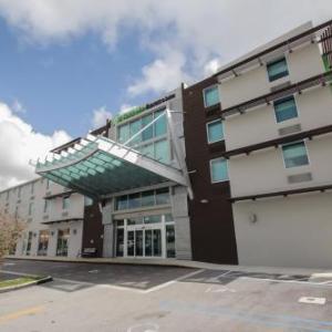 Hotels near ZeyZey Miami - Holiday Inn Express & Suites Miami Airport