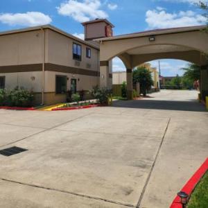 Palace Inn Sam Houston Race Park west road