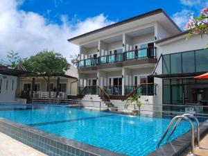 Bee Orchid Pool Villa, Pattaya