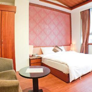 Yilan Hotels With Parking Deals At The 1 Hotel With - 