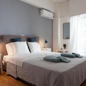 2 bdrm apt for up to 6 guests next to Acropolis museum