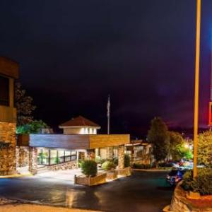 Best Western Plus Landing View Inn & Suites