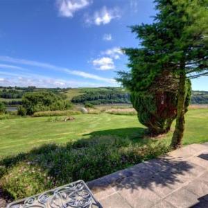 Holiday Home Llangain