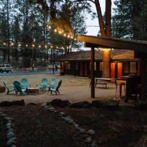 Hotels near Athletic Club of Bend - LOGE Bend