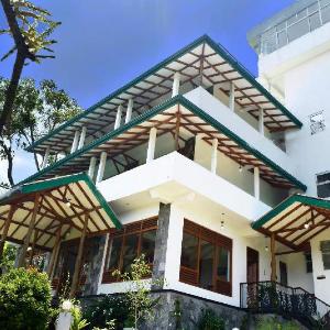 Lakshmis Hotel