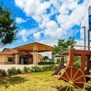 Red Roof Inn & Suites Sulphur Springs