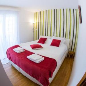 Lav Apartman Budva