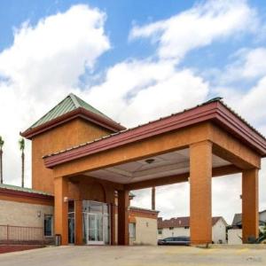 Econo Lodge Inn & Suites Eagle Pass