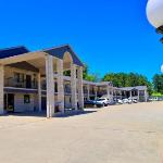 Regency Inn  Suites Gladewater