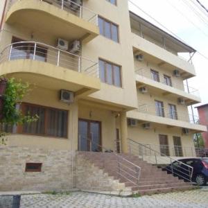 Vila Senator 1