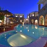 Zefi Hotel & Suites Kampos Paros 