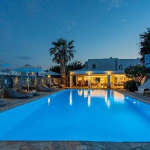 Dionysos Hotel