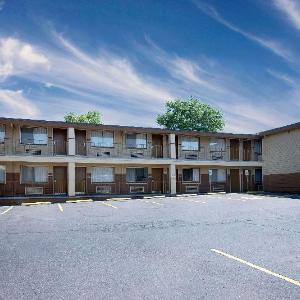 Hotels Near Spokane Arena Wa Concerthotels Days Inn Spokane