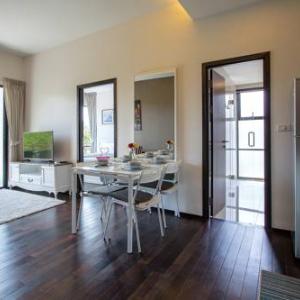 The Title Condo by Tropiclook